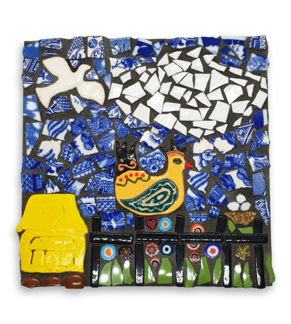 Mosaic inspiration in the form of a mosaic depicting a yellow hen ceramic insert and a dove, in a scene with a yellow house.